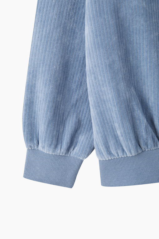 https://img.benettonmall.com/PARTS/KO/26F/QAMT18661BL_MB_D6.jpg