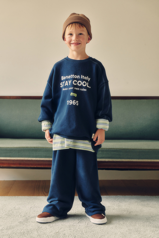 https://img.benettonmall.com/PARTS/KO/26F/QAMT19661NY_MB_D1.jpg