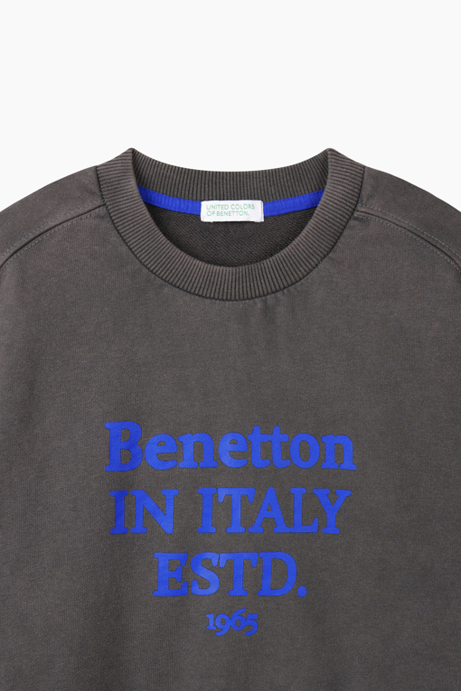https://img.benettonmall.com/PARTS/KO/26F/QAMT24661GR_MB_D2.jpg
