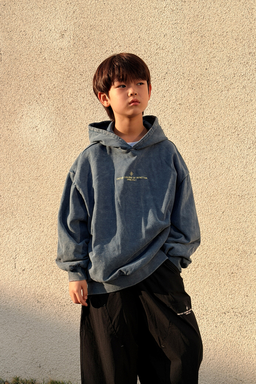 https://img.benettonmall.com/PARTS/KO/26F/QAMT29661GN_MB_E0.jpg