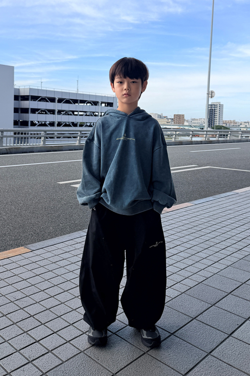 https://img.benettonmall.com/PARTS/KO/26F/QAMT29661GN_MB_E3.jpg