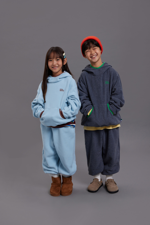 https://img.benettonmall.com/PARTS/KO/26F/QAMTG1661CG_MB_M0.jpg