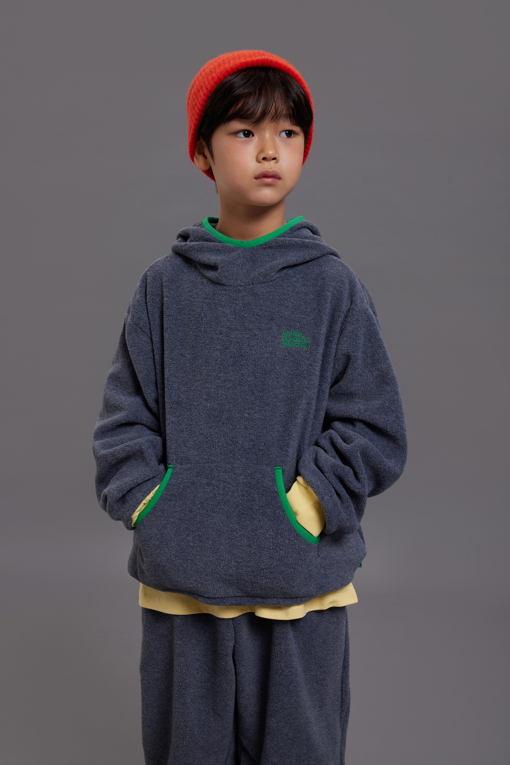 https://img.benettonmall.com/PARTS/KO/26F/QAMTG1661CG_MB_M10.jpg