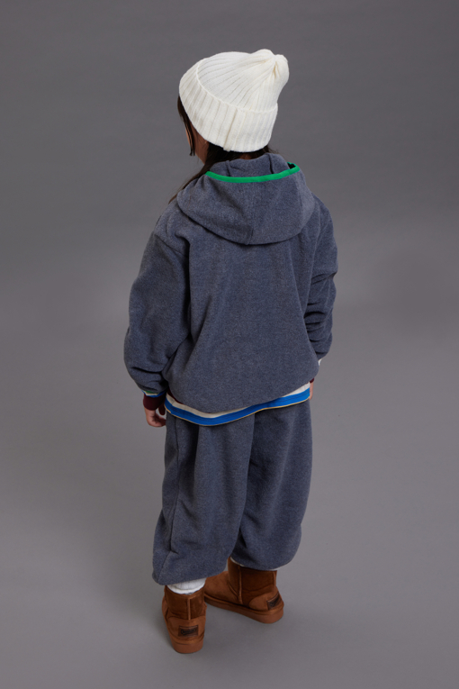 https://img.benettonmall.com/PARTS/KO/26F/QAMTG1661CG_MB_M4.jpg