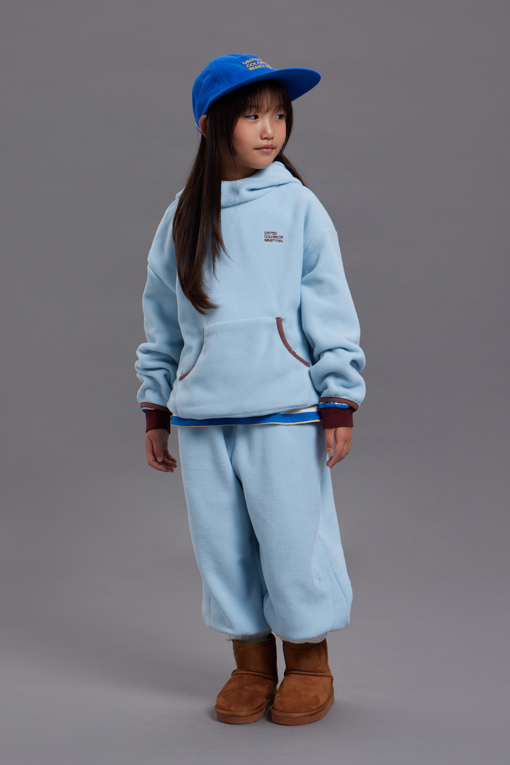 https://img.benettonmall.com/PARTS/KO/26F/QAMTG1661LB_MB_M5.jpg