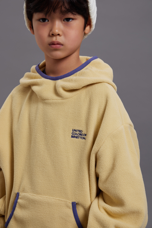 https://img.benettonmall.com/PARTS/KO/26F/QAMTG1661YE_MB_M13.jpg
