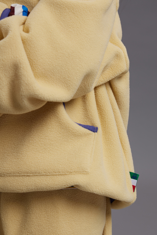 https://img.benettonmall.com/PARTS/KO/26F/QAMTG1661YE_MB_M8.jpg