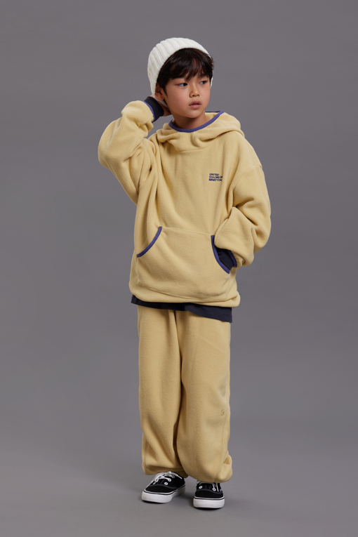 https://img.benettonmall.com/PARTS/KO/26F/QAMTG1661YE_MB_M9.jpg
