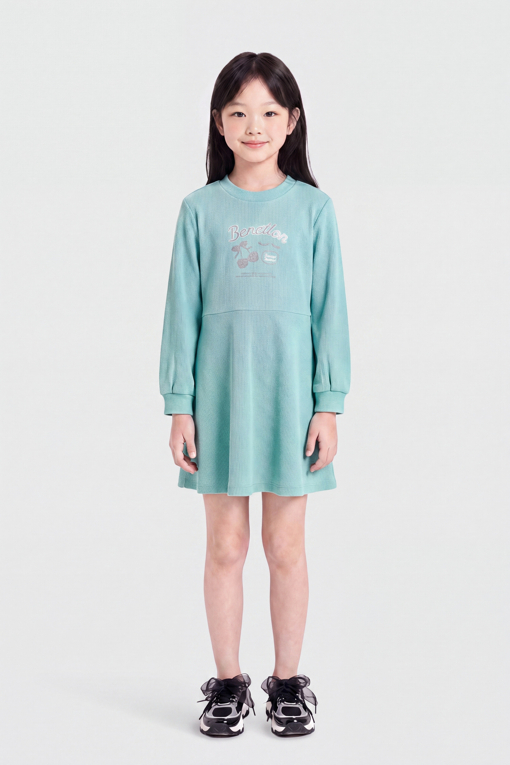 https://img.benettonmall.com/PARTS/KO/26F/QAOP01641MT_MB_D0.jpg