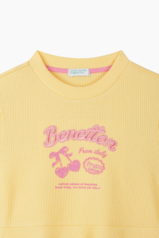 https://img.benettonmall.com/PARTS/KO/26F/QAOP01641YE_MB_D12.jpg