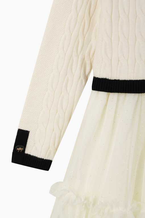 https://img.benettonmall.com/PARTS/KO/26F/QAOP07641IV_MB_D3.jpg?cb=1788777065