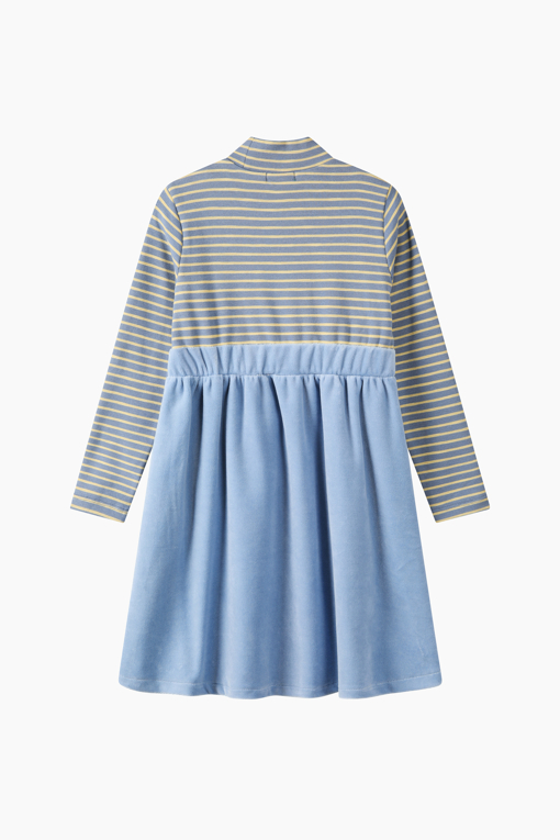 https://img.benettonmall.com/PARTS/KO/26F/QAOP14661BL_MB_D1.jpg