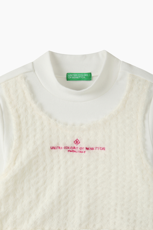 https://img.benettonmall.com/PARTS/KO/26F/QAOP15661IV_MB_D2.jpg