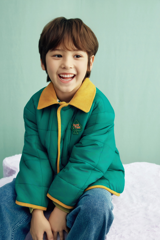 https://img.benettonmall.com/PARTS/KO/26F/QAPD02641IV_MB_L3.jpg?cb=1788777065