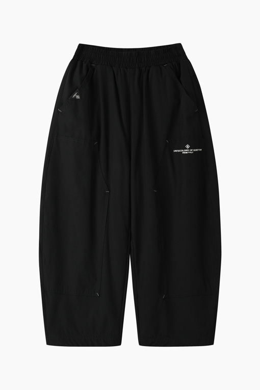 https://img.benettonmall.com/PARTS/KO/26F/QAPT04661BK_MB_D0.jpg