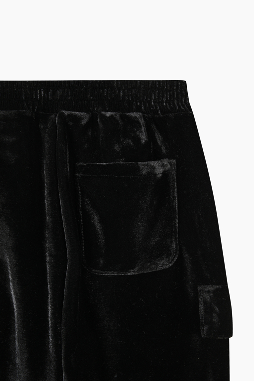 https://img.benettonmall.com/PARTS/KO/26F/QAPT05661BK_MB_D4.jpg