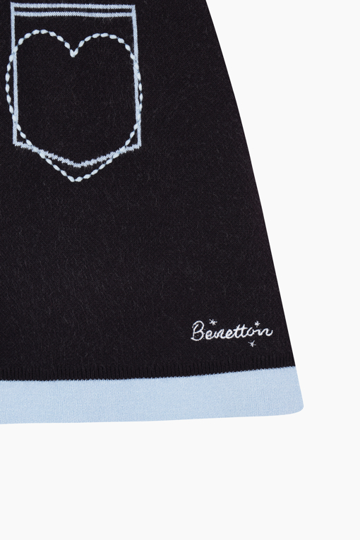 https://img.benettonmall.com/PARTS/KO/26F/QASK04641BK_MB_D2.jpg?cb=1788777065