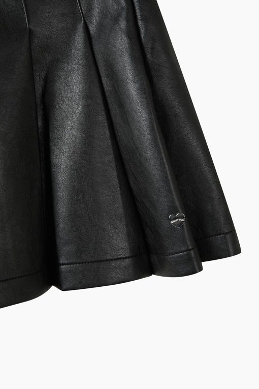 https://img.benettonmall.com/PARTS/KO/26F/QASK05641BK_MB_D3.jpg
