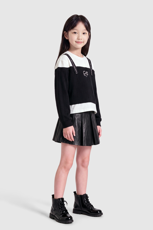 https://img.benettonmall.com/PARTS/KO/26F/QASK05641BK_MB_M2.jpg?cb=1788777065