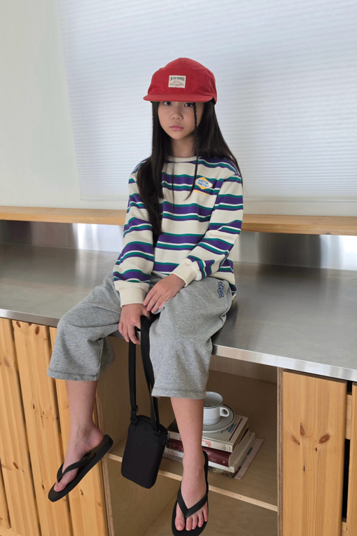 https://img.benettonmall.com/PARTS/KO/26F/QASP02641MG_MB_D2.jpg?cb=1788777065
