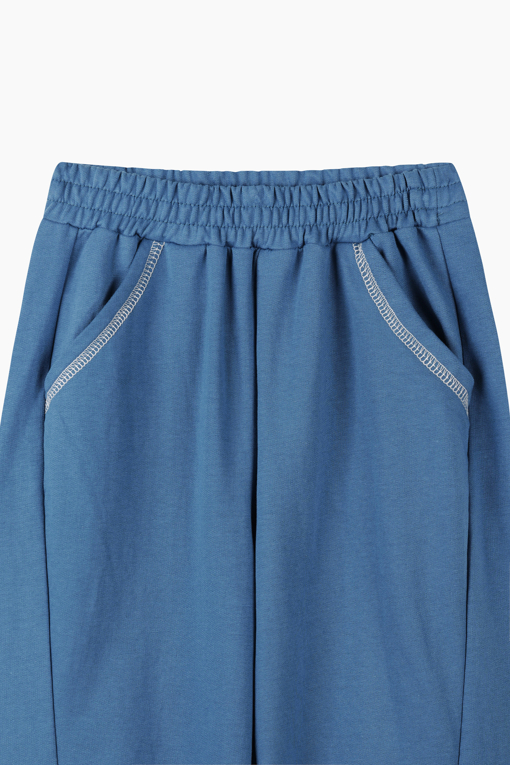 https://img.benettonmall.com/PARTS/KO/26F/QATP01641BL_MB_D12.jpg