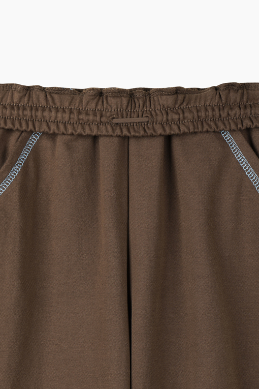 https://img.benettonmall.com/PARTS/KO/26F/QATP01641BR_MB_D15.jpg