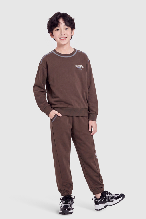 https://img.benettonmall.com/PARTS/KO/26F/QATP01641BR_MB_D2.jpg