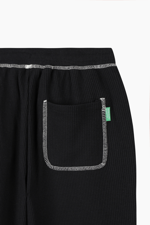 https://img.benettonmall.com/PARTS/KO/26F/QATP02641BK_MB_D13.jpg