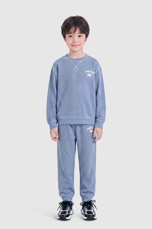 https://img.benettonmall.com/PARTS/KO/26F/QATP02641DB_MB_D0.jpg