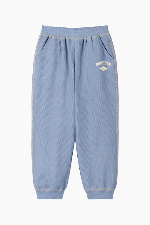 https://img.benettonmall.com/PARTS/KO/26F/QATP02641DB_MB_D10.jpg