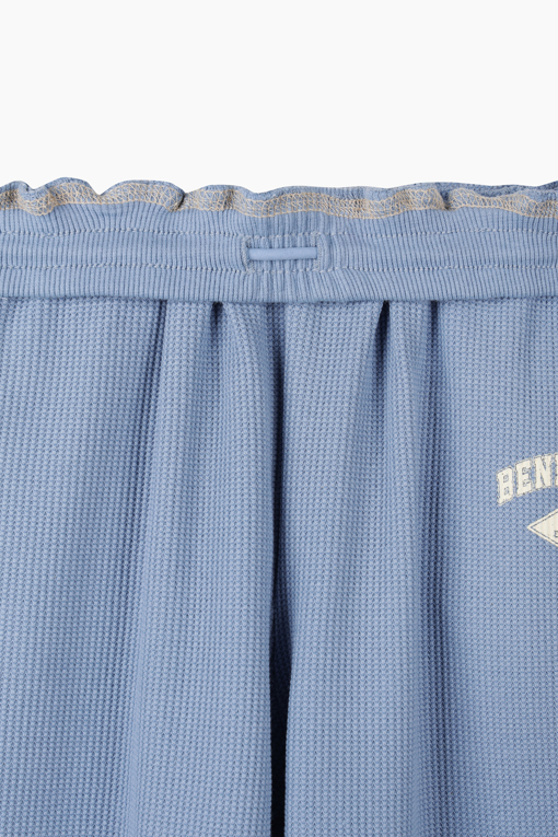 https://img.benettonmall.com/PARTS/KO/26F/QATP02641DB_MB_D14.jpg
