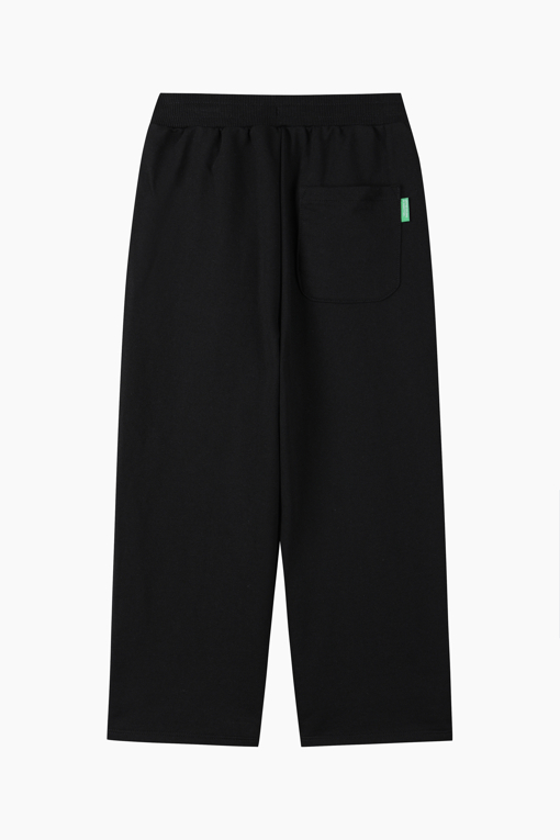 https://img.benettonmall.com/PARTS/KO/26F/QATP03641BK_MB_D11.jpg