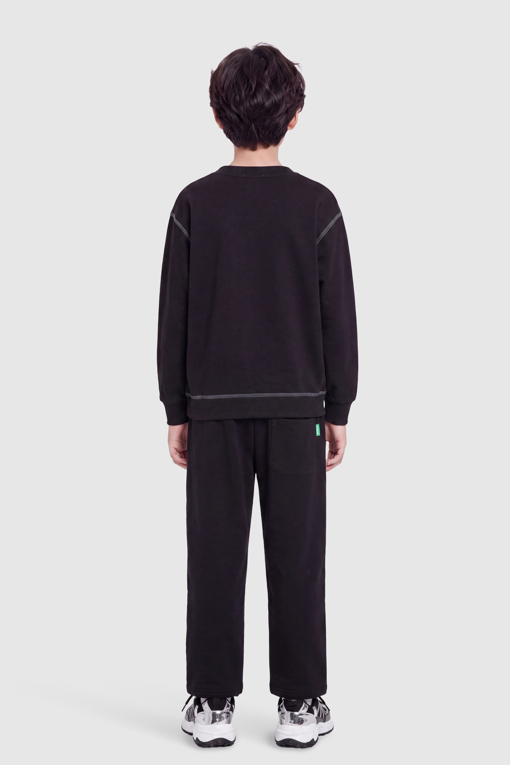 https://img.benettonmall.com/PARTS/KO/26F/QATP03641BK_MB_D3.jpg
