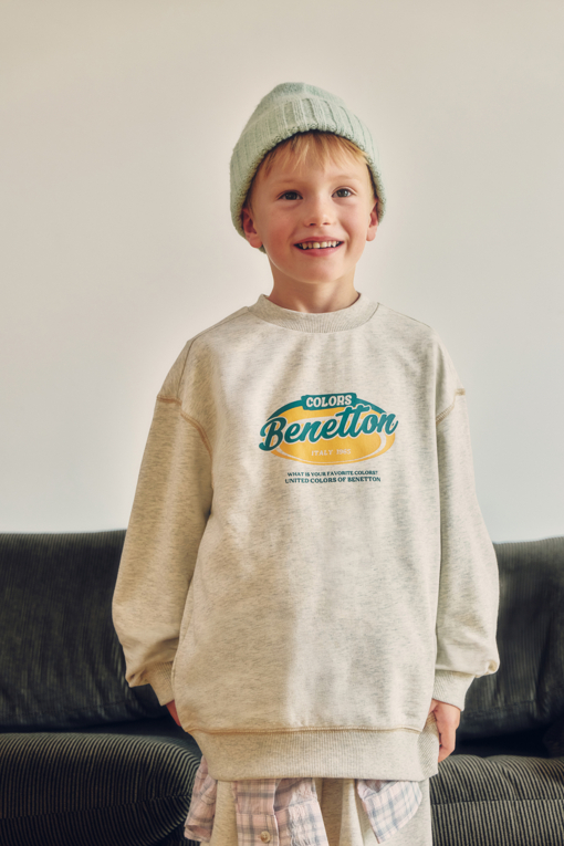 https://img.benettonmall.com/PARTS/KO/26F/QATP03641OT_MB_D1.jpg