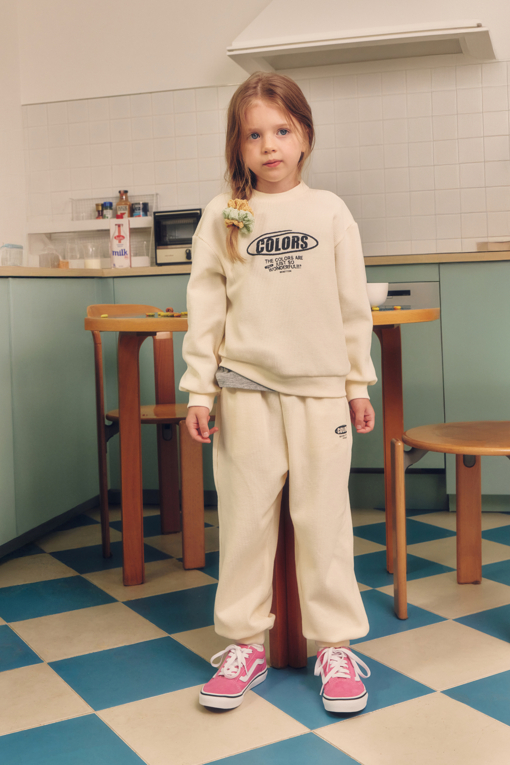 https://img.benettonmall.com/PARTS/KO/26F/QATP04641IV_MB_D0.jpg