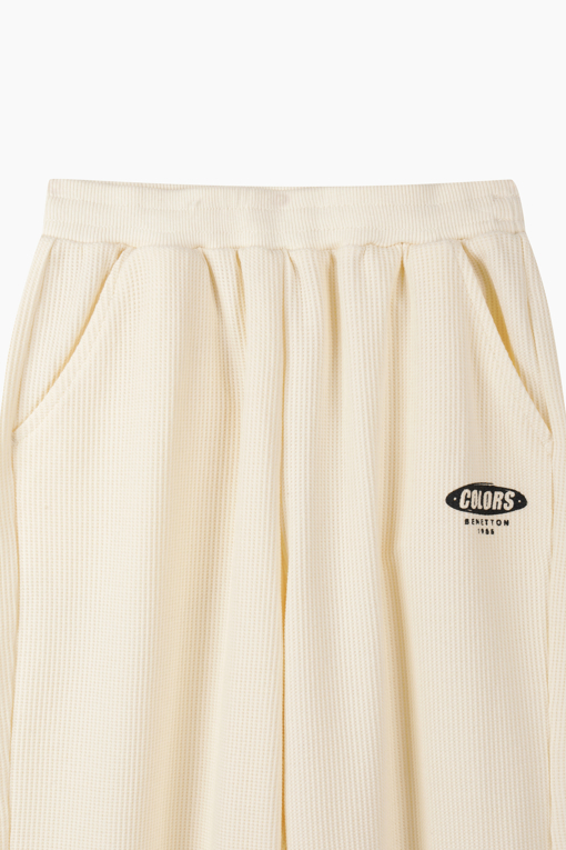 https://img.benettonmall.com/PARTS/KO/26F/QATP04641IV_MB_D12.jpg