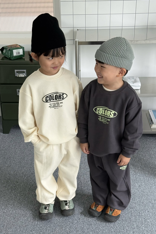 https://img.benettonmall.com/PARTS/KO/26F/QATP04641IV_MB_E0.jpg?cb=1789657820