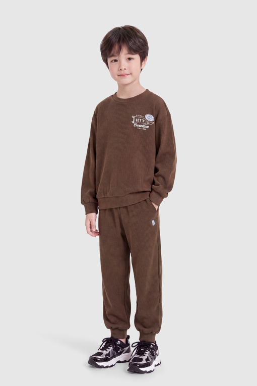 https://img.benettonmall.com/PARTS/KO/26F/QATP06661BR_MB_M2.jpg
