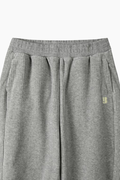 https://img.benettonmall.com/PARTS/KO/26F/QATP07661MG_MB_D2.jpg