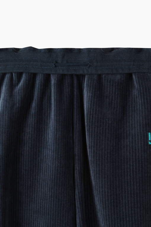 https://img.benettonmall.com/PARTS/KO/26F/QATP07661NY_MB_D4.jpg