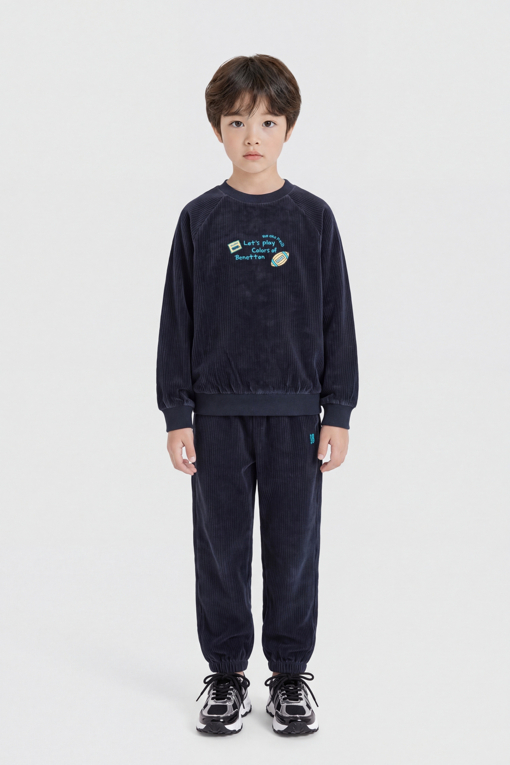 https://img.benettonmall.com/PARTS/KO/26F/QATP07661NY_MB_M0.jpg