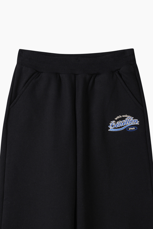 https://img.benettonmall.com/PARTS/KO/26F/QATP08661BK_MB_D2.jpg