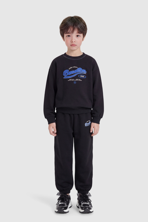https://img.benettonmall.com/PARTS/KO/26F/QATP08661BK_MB_M0.jpg