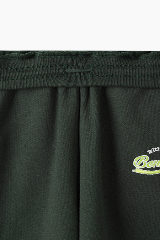 https://img.benettonmall.com/PARTS/KO/26F/QATP08661GN_MB_D4.jpg