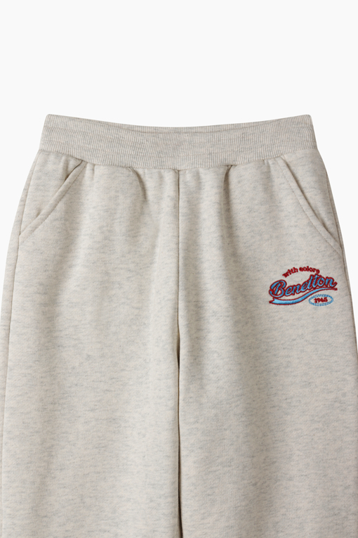 https://img.benettonmall.com/PARTS/KO/26F/QATP08661OT_MB_D2.jpg