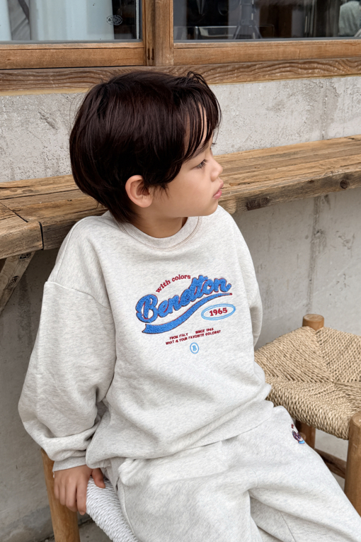 https://img.benettonmall.com/PARTS/KO/26F/QATP08661OT_MB_E2.jpg
