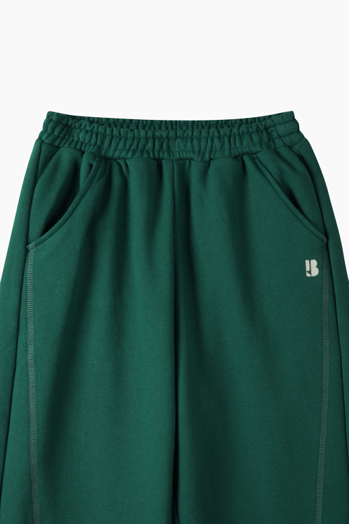 https://img.benettonmall.com/PARTS/KO/26F/QATP09661GN_MB_D2.jpg