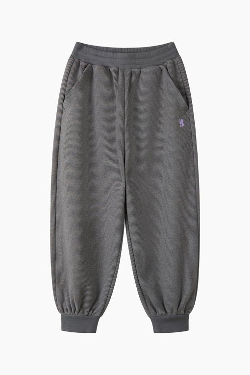 https://img.benettonmall.com/PARTS/KO/26F/QATP11661CG_MB_D2.jpg