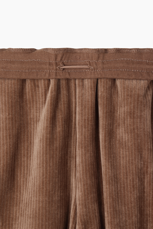 https://img.benettonmall.com/PARTS/KO/26F/QATP12661BR_MB_D6.jpg