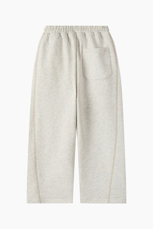 https://img.benettonmall.com/PARTS/KO/26F/QATP13661OT_MB_D3.jpg